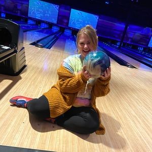 Meet your Posher, Haley